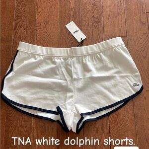 TNA dolphin shorts white and navy NWT Small athletic lounge aritzia stretch